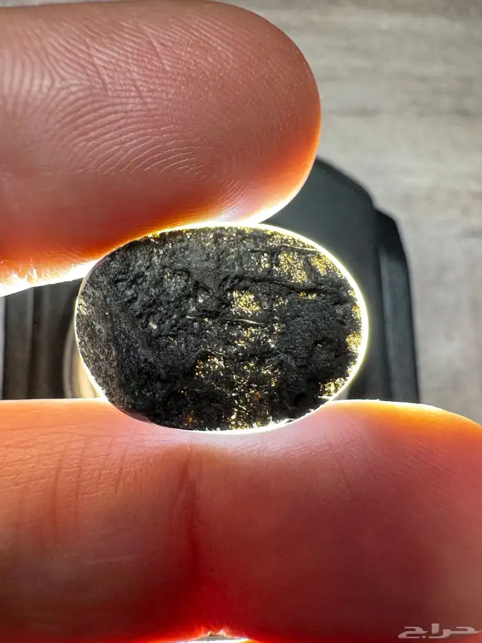 عقيق يماني أسود خام 16