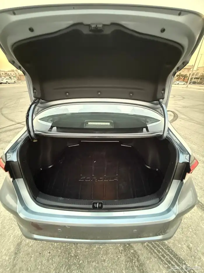 تويوتا كورولا 2022 سعودي قمه بنضافه 2.0 29