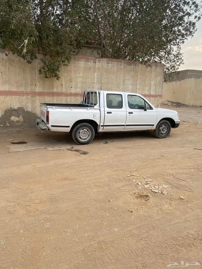 نيسان ددسن للبيع 1
