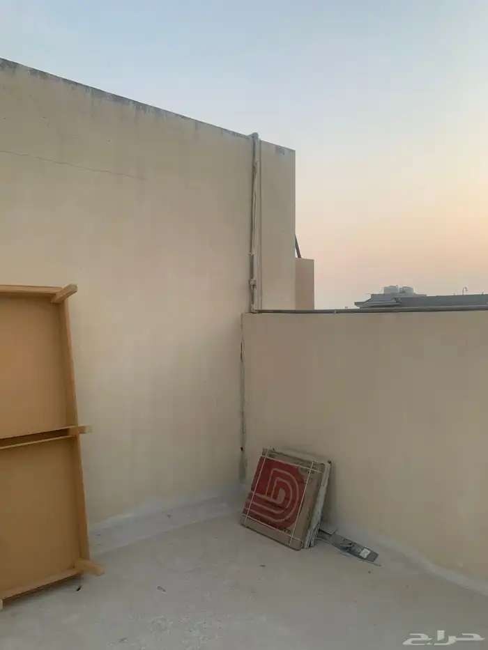 للبيع عماره دورين وملحق 11