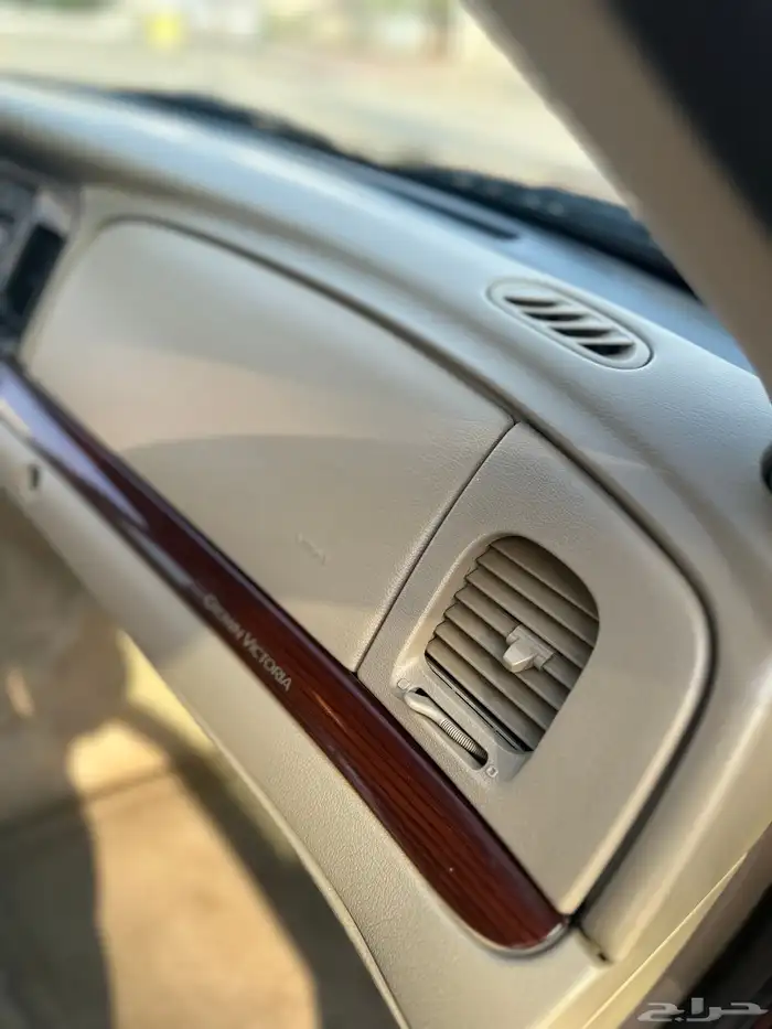 فورد فيكتوريا 2012 57