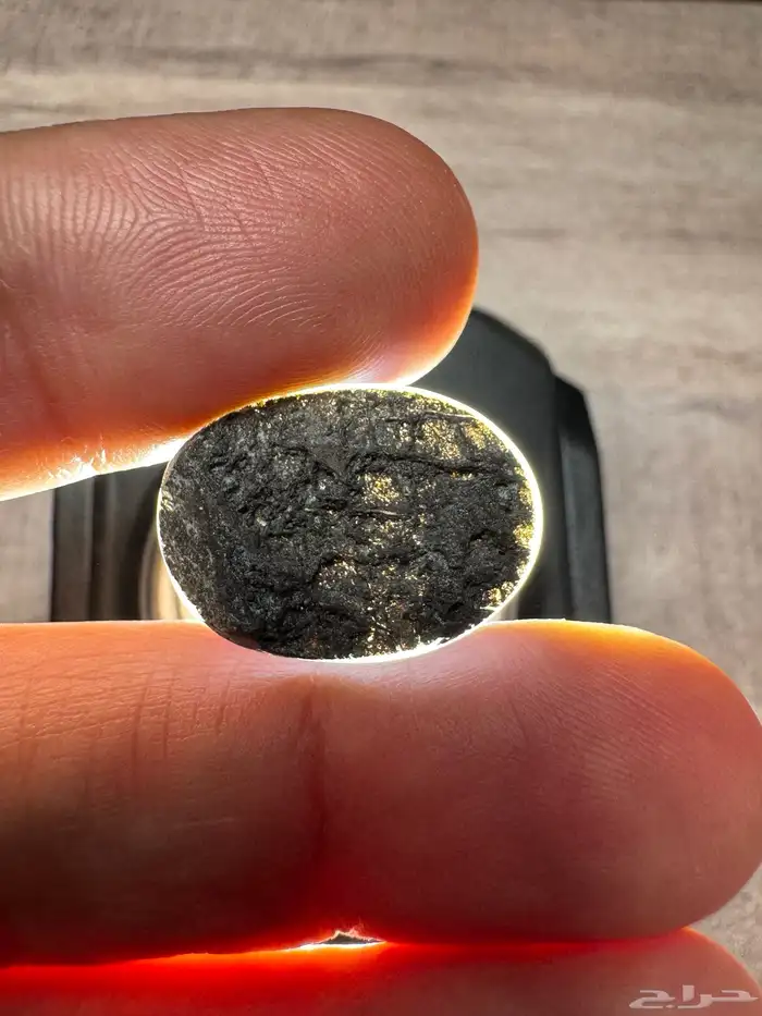 عقيق يماني أسود خام 24