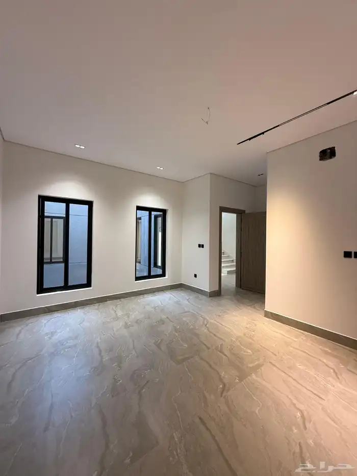 فيلا للبيع في التحلية بالخبر 22