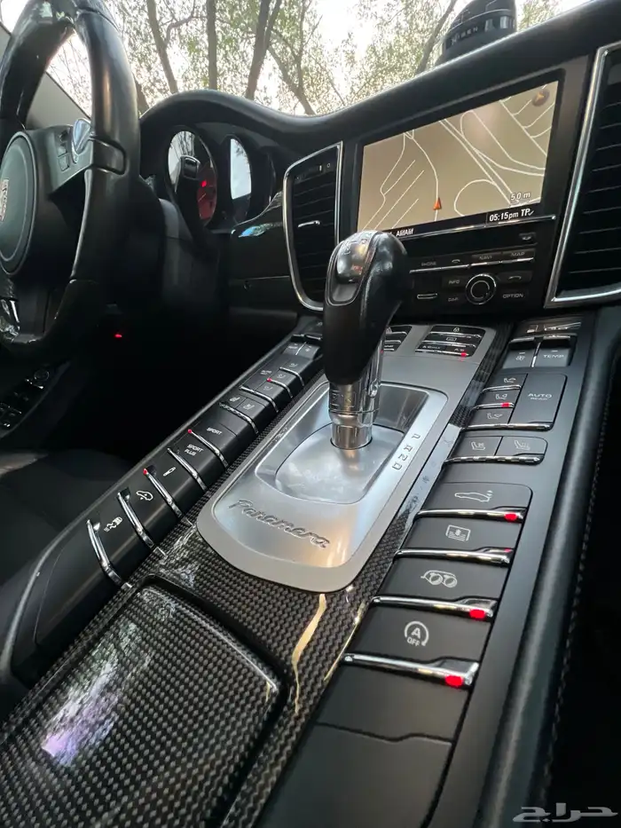 مخزن بورش باناميرا 4s 2012 عداد 54 الف كم فقط سماكو 70