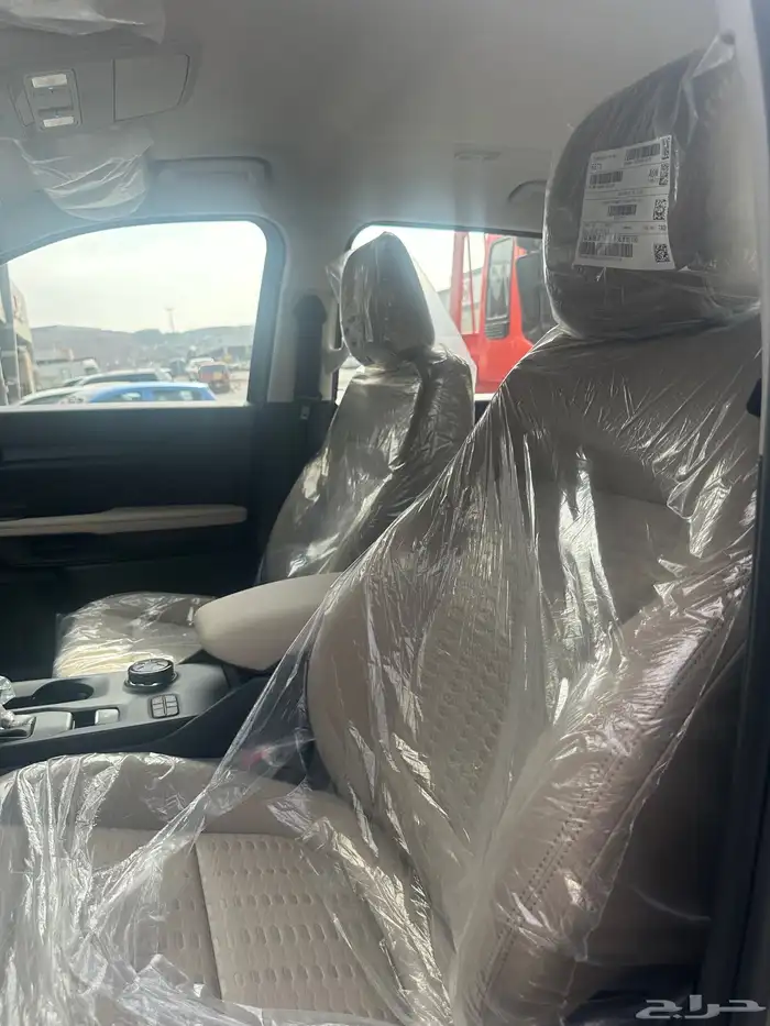 فورد إيفريست XLS بنزين استندر دبل 2025 اسود فضي ابيض الناغي 14