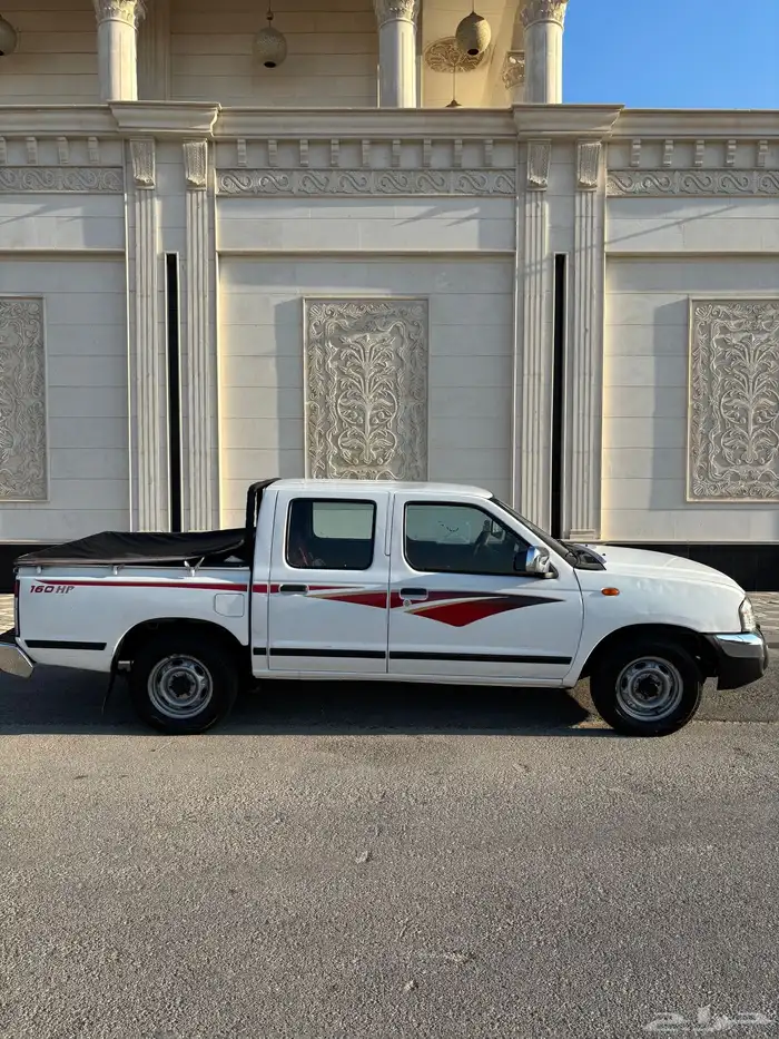 نيسان ددسن 2013 نظيف 13