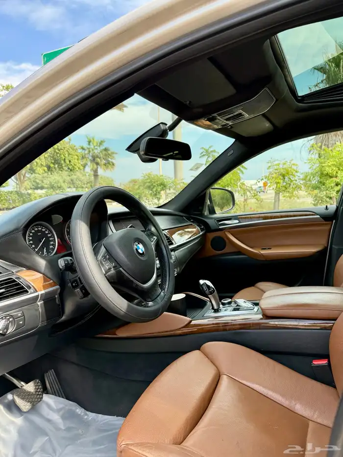 بي ام X6 مديل 2013 قمة بالنضافة 7