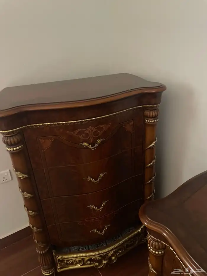 اثاث للبيع 1