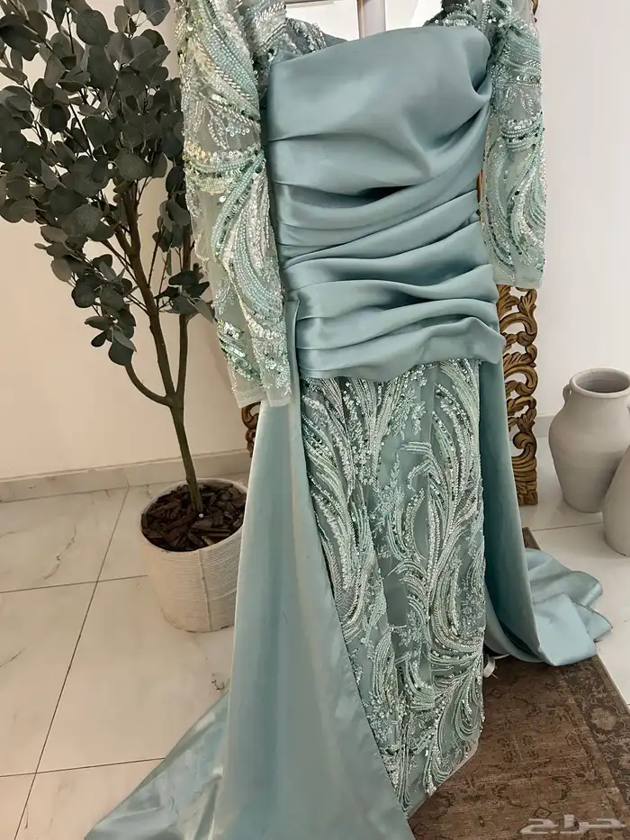 فستان للبيع جديد تم لبس فقط3 ساعات 5