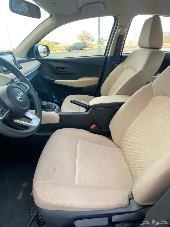 ( تم البيع )يارس 2023 ممشى قليل 66 الف كيلو ثاني مالك 3