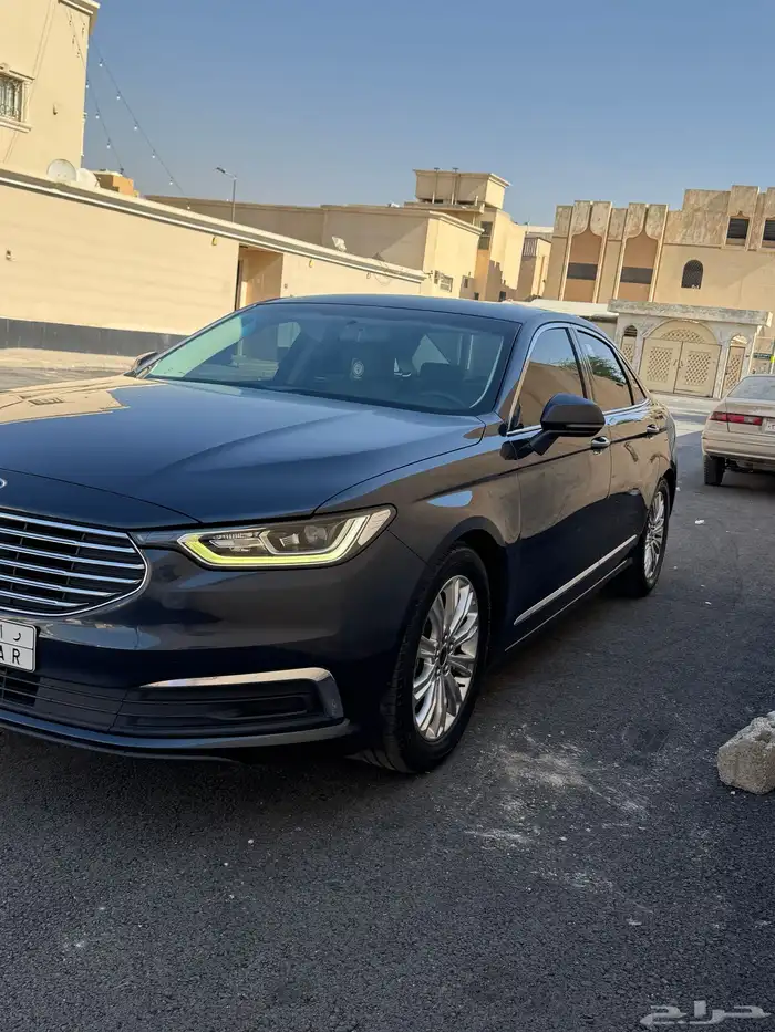 للبيع فورد تورس 2022 2