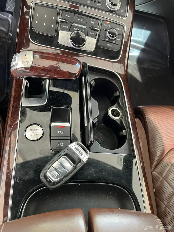 اودي للبيع A8Lنظيف 11