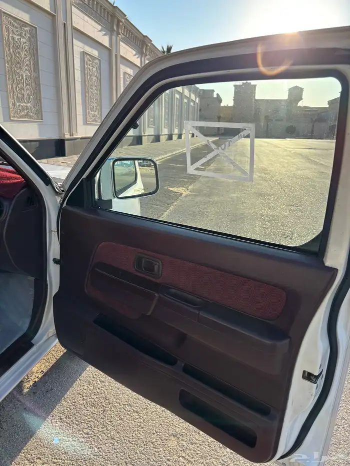 نيسان ددسن 2013 نظيف 36