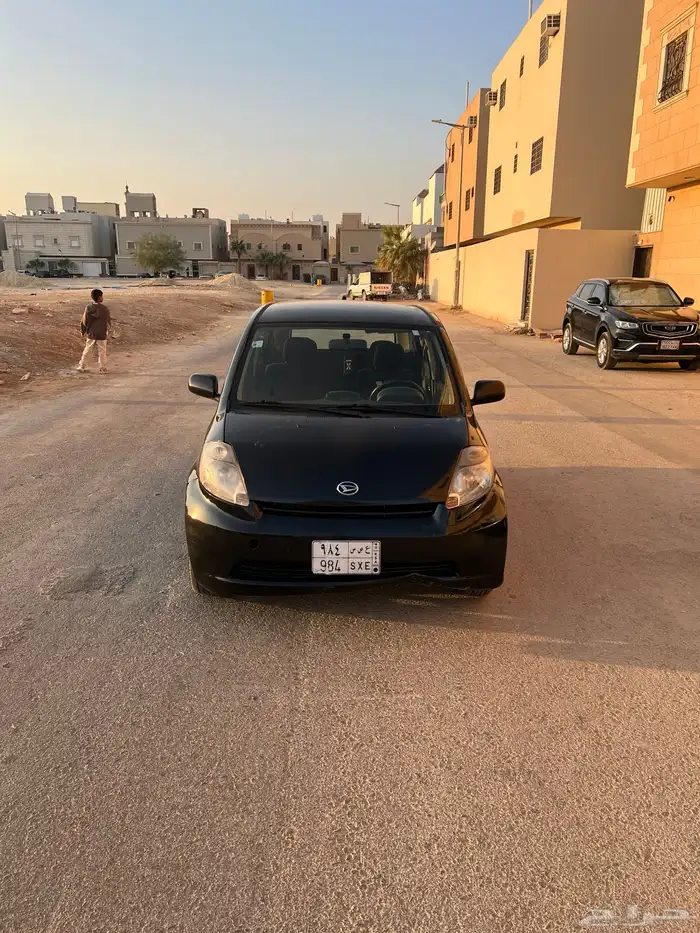 دايهاتسو سيريون 2011 2