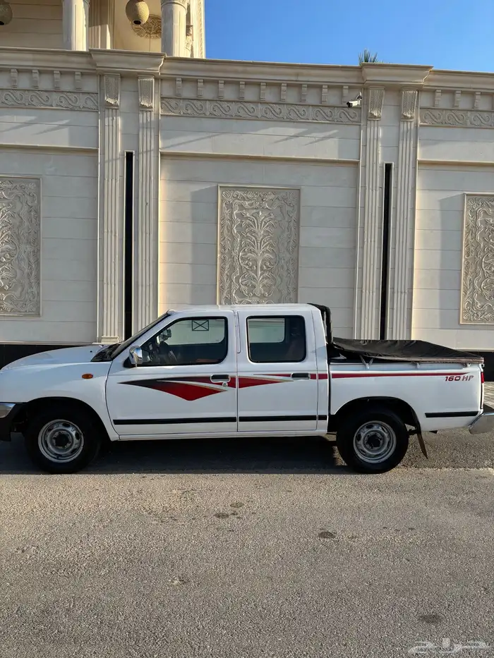 نيسان ددسن 2013 نظيف 4