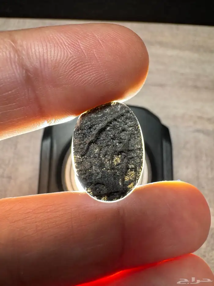 عقيق يماني أسود خام 13