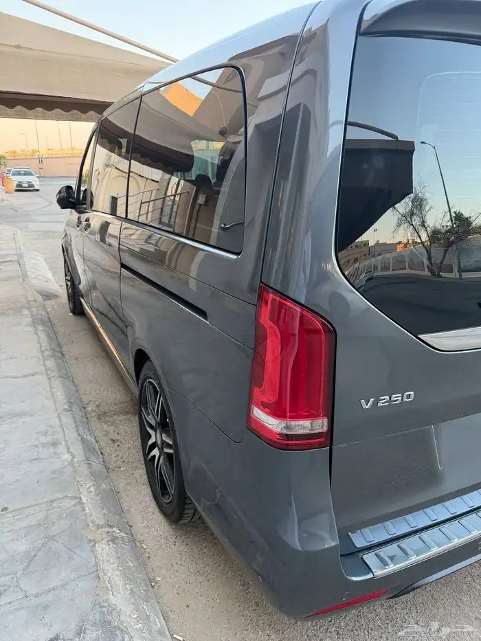 فان مرسيدس v250 2016 2
