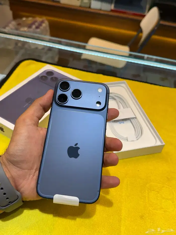 آيفون 17 برو ماكس جديد لم يستخدم بس انفك من الكرتون شرق اوس 7