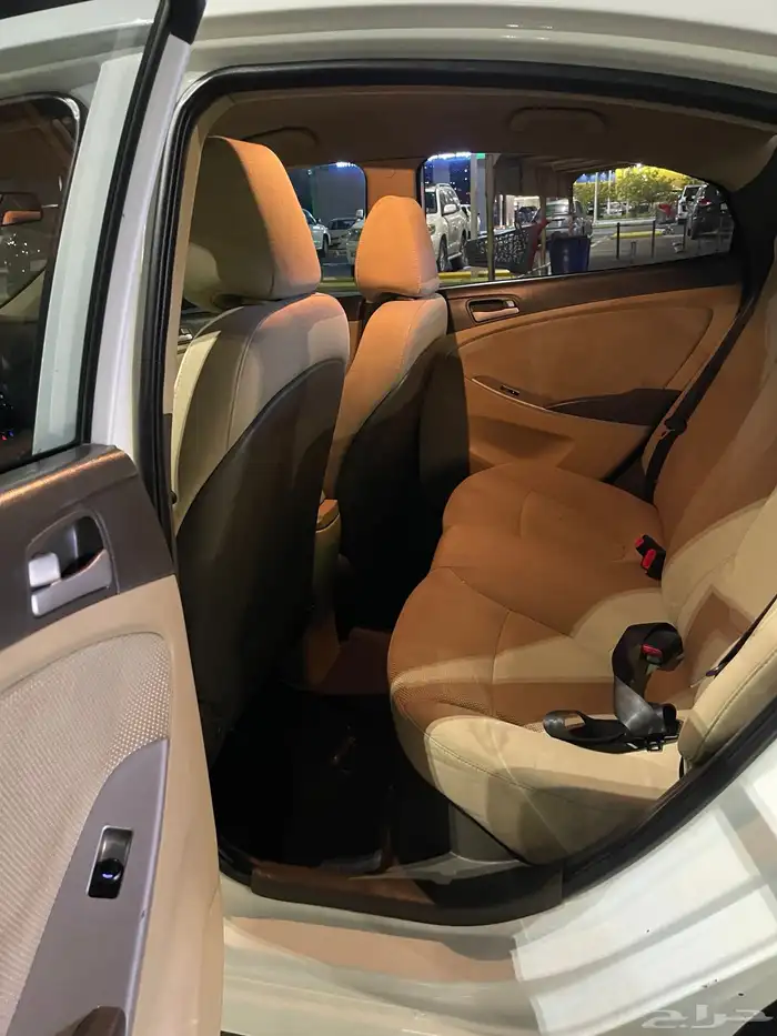 Hyundai أكسنت 2015 نضيفه وتنصفت للمستخدم 13