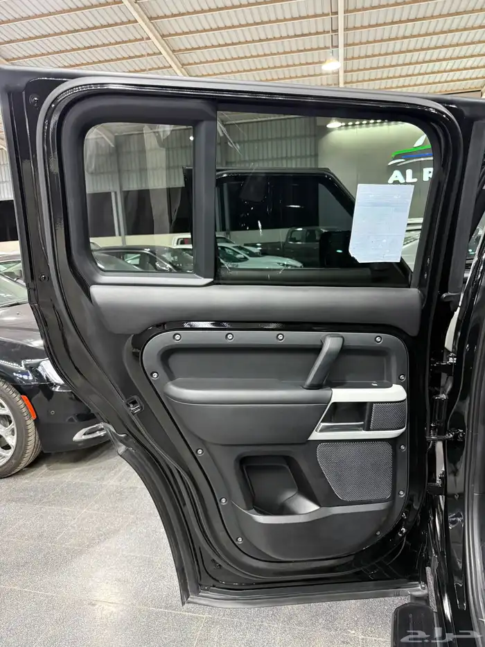 ديفندر 2020 X110 V6 HSE لدى معرض(عبيد الرشيدي) 39