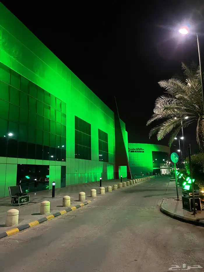 تنظيم بوثات شاشات عرض عملاقه وتفاعليه 24