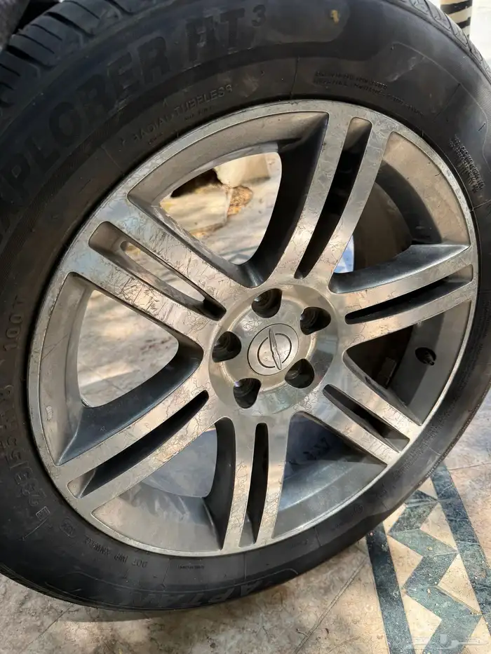 جنوط مع كفراتها تشارجر 0