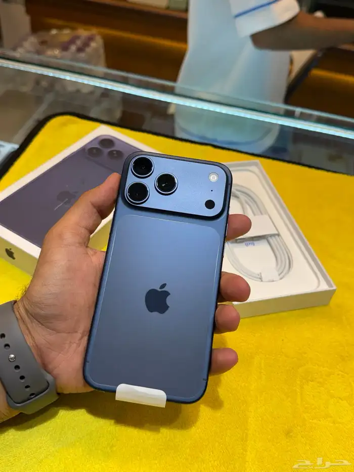 آيفون 17 برو ماكس جديد لم يستخدم بس انفك من الكرتون شرق اوس 6