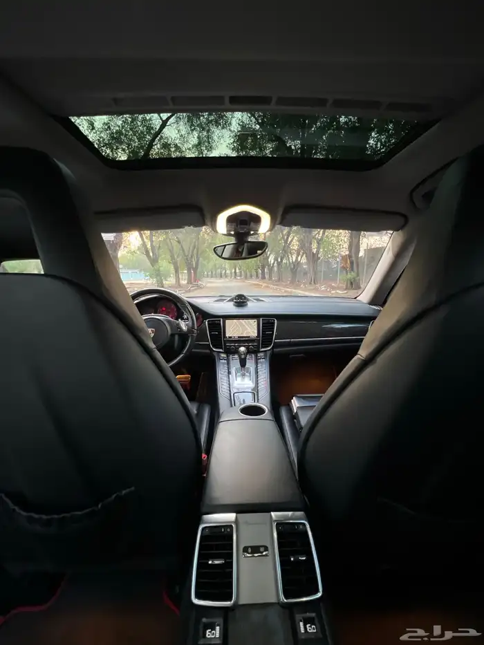 مخزن بورش باناميرا 4s 2012 عداد 54 الف كم فقط سماكو 73