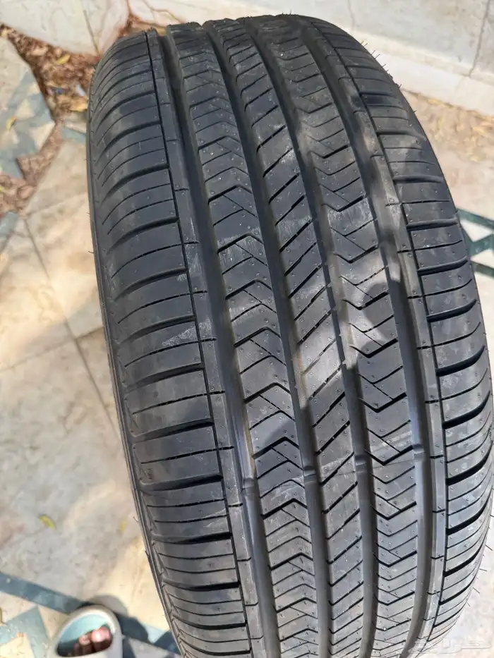 جنوط مع كفراتها تشارجر 1