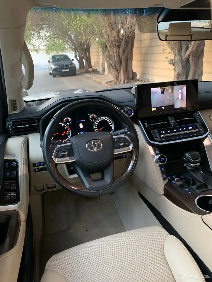 تويوتا لاندكروزر GXR L5 2022 5
