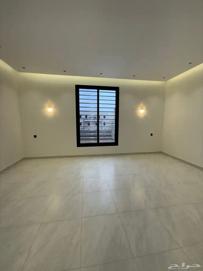 للبيع ارواف أرضيه وعلويه بحوش وسطح خاص المحاله ابها 690الف 26