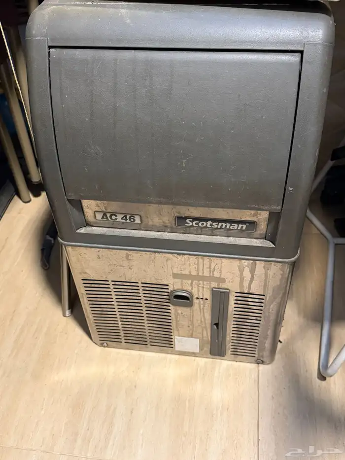 ماكينة صانعة الثلج 0