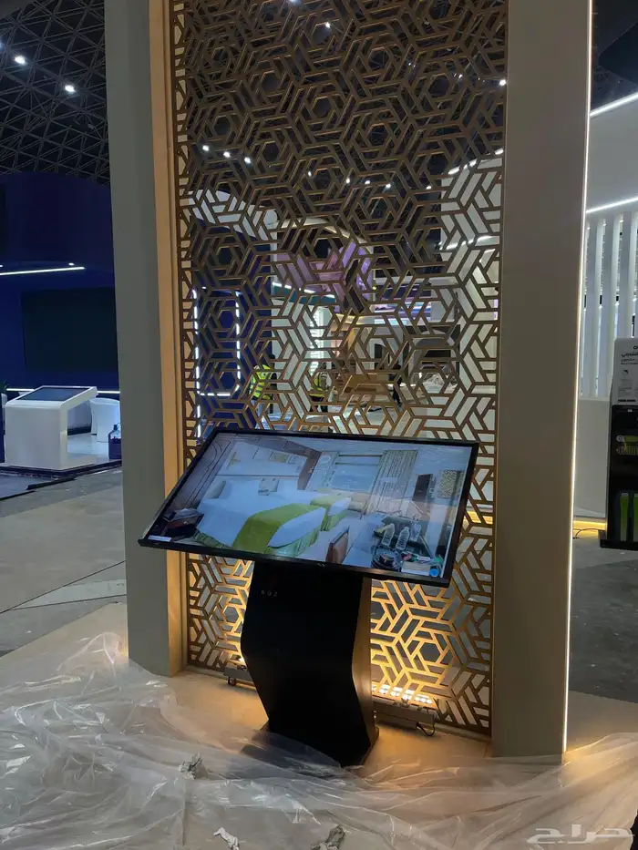 تنظيم بوثات شاشات عرض عملاقه وتفاعليه 8