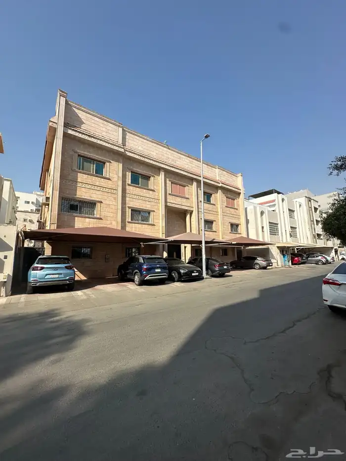 عمارة للبيع في حي النزهه 0