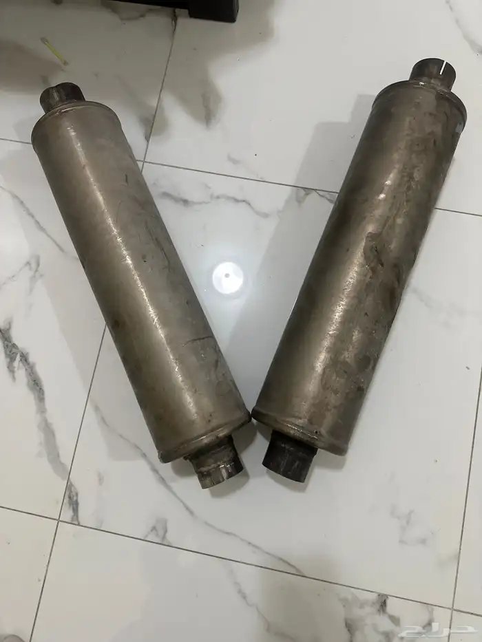 وسطيات كورسا الاصدر القديم 2.50تركب على دوج كرايسلر شالنجر 1