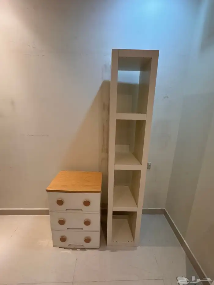 للبيع طاولات مجلس نظييفة وكراسي استرخاء واثاث 5