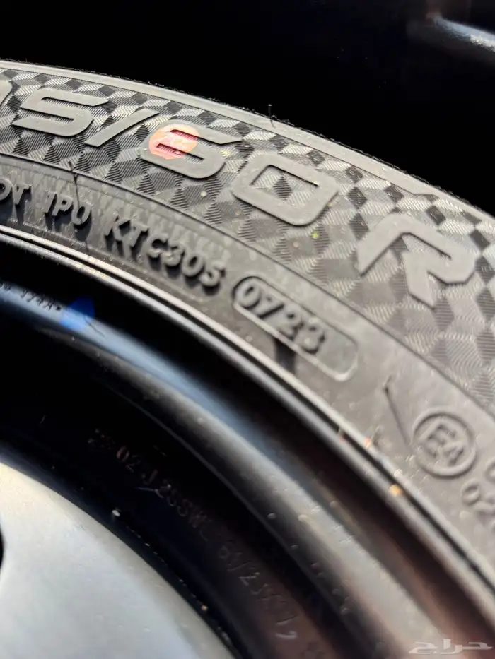 تويوتا اوربان كروزر 2023 GL بحالة الوكالة 32