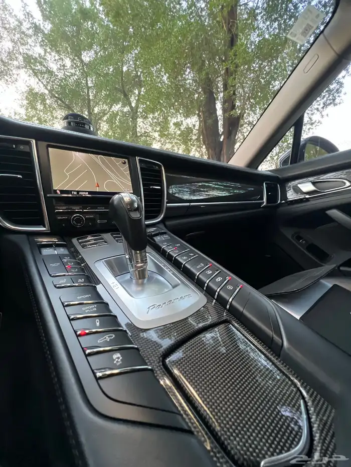 مخزن بورش باناميرا 4s 2012 عداد 54 الف كم فقط سماكو 21