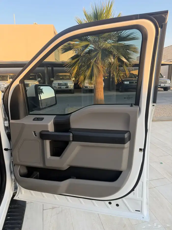 فورد F-150 توكيلات الجزيرة 8 سرندل 24