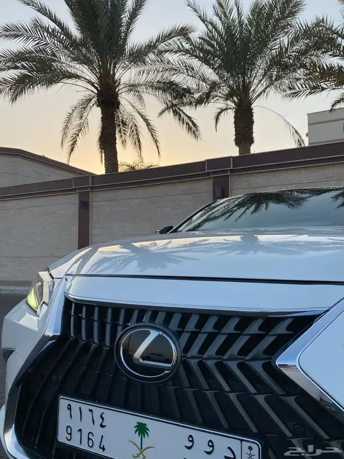 لكزس ES250 صيانات الشركه مالك واحد 10
