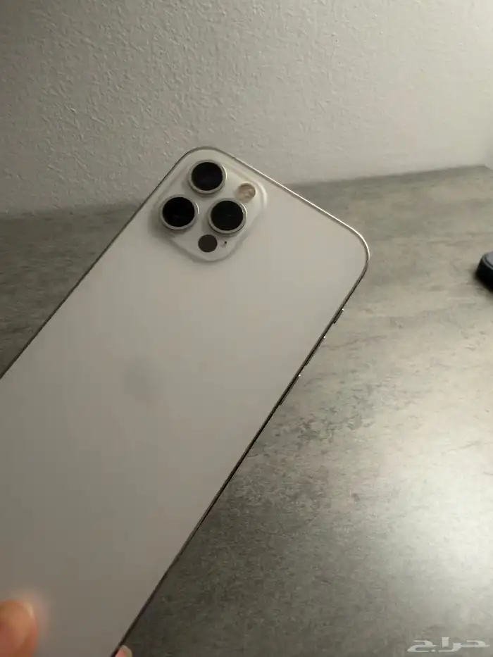 ايفون 12 برو 4