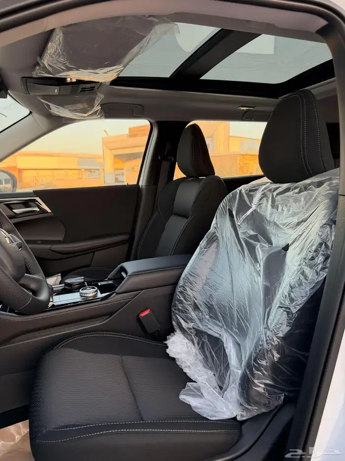 ميتسوبيشي اوتلاندر 2026 بانوراما ربع فل ب 101900شامل عرض 5