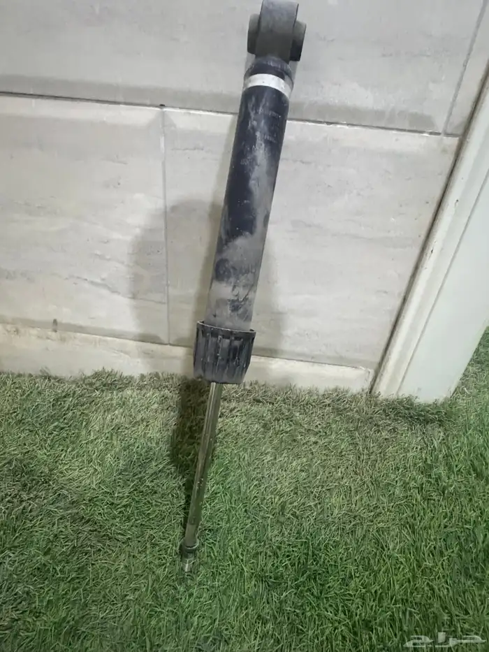 كفرات بريلي 245  40   R 20 و مساعد خلفي كامري 2020 0