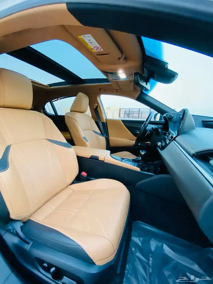 لكزس ES250 صيانات الشركه مالك واحد 50