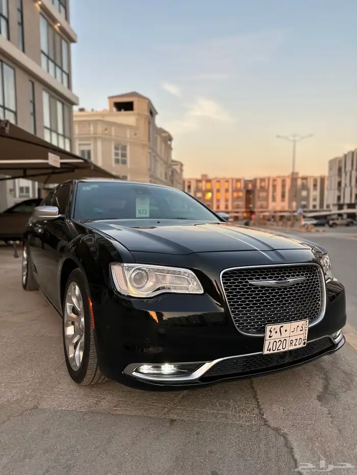 كرايزلر C300 اكزكتيف 2019 المتحدة 8