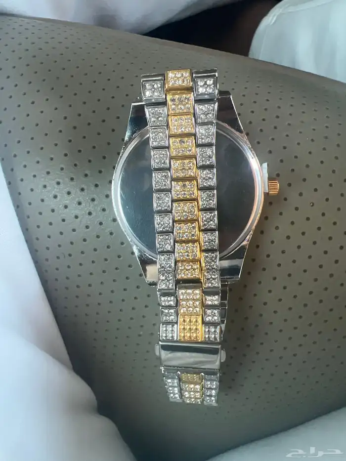 ساعة يد رجالية فاخرة بيع مستعجل 1