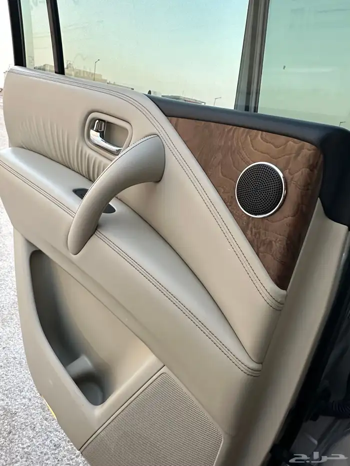 باترول نيسان بلاتينيوم 2020 فل كامل 10