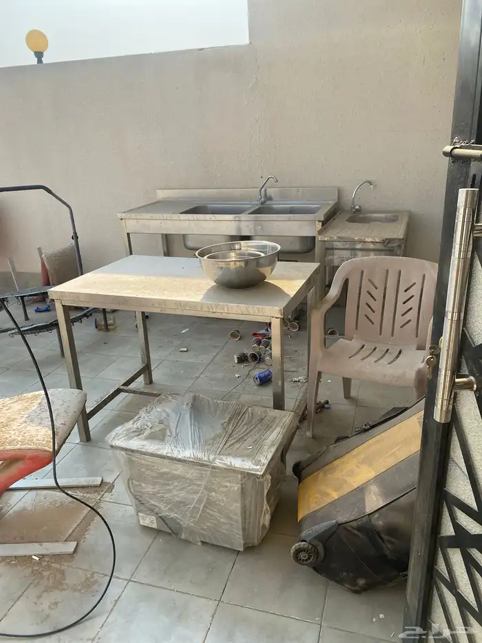 كل انواع الطاولات طاولات ستيل و مكتبية و مغاسل مطاعم 5