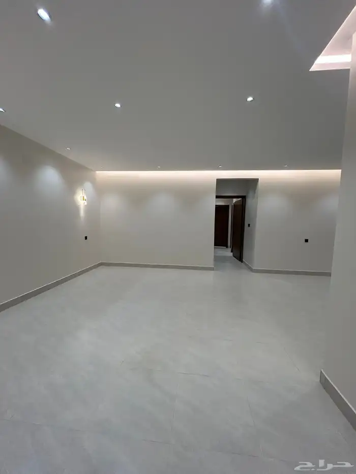 للبيع ارواف علوية احد روفيده بدرج خارجي للملحق موقع متميز 10