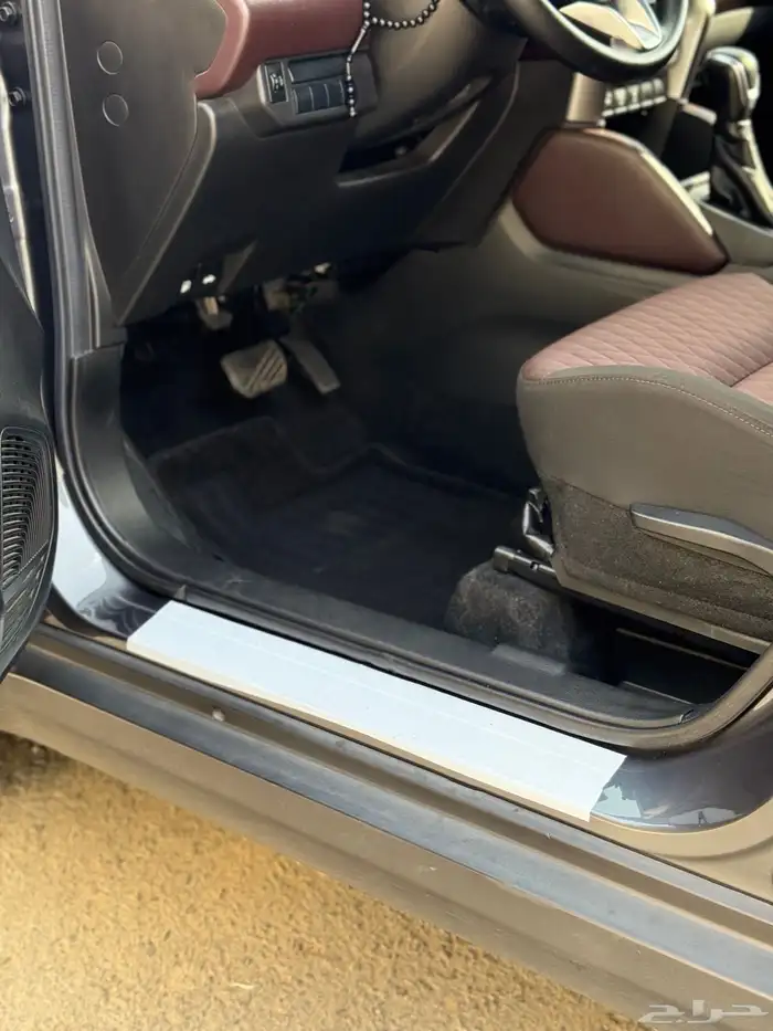 تويوتا اوربان كروزر 2023 GL بحالة الوكالة 29